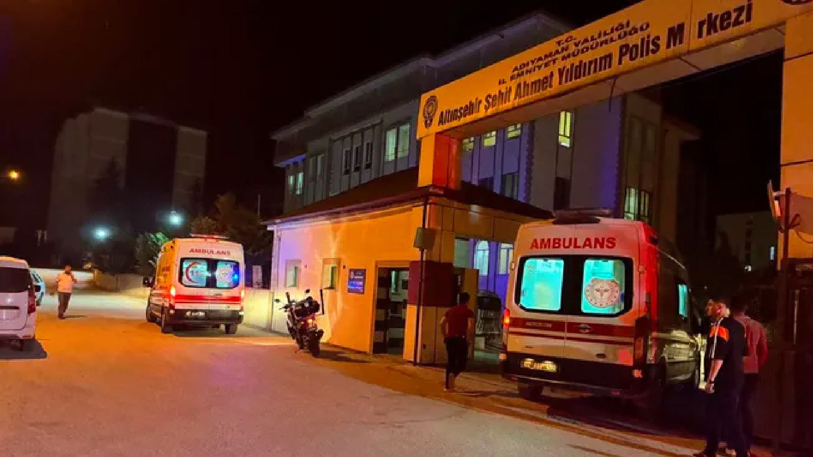Adıyaman’da polis memur karakolda dehşet saçtı: İki polis amiri hayatını kaybetti